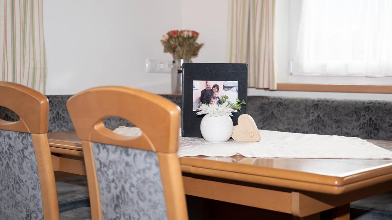Appartement Alexandra Neukirchen am Großvenediger エクステリア 写真