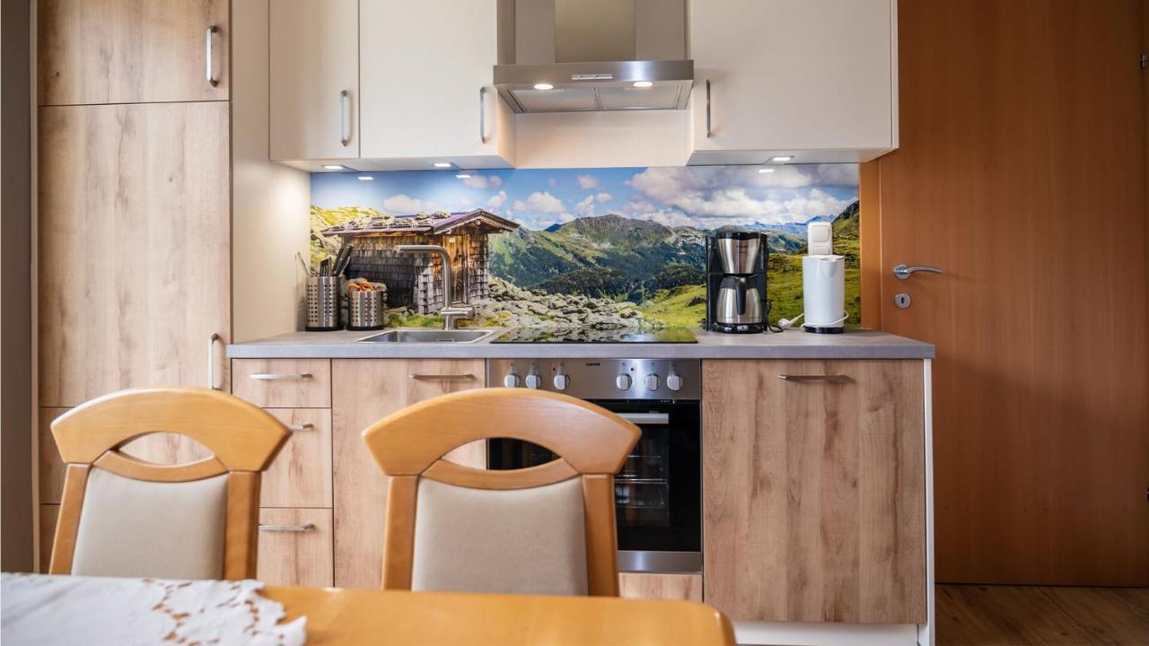 Appartement Alexandra Neukirchen am Großvenediger エクステリア 写真