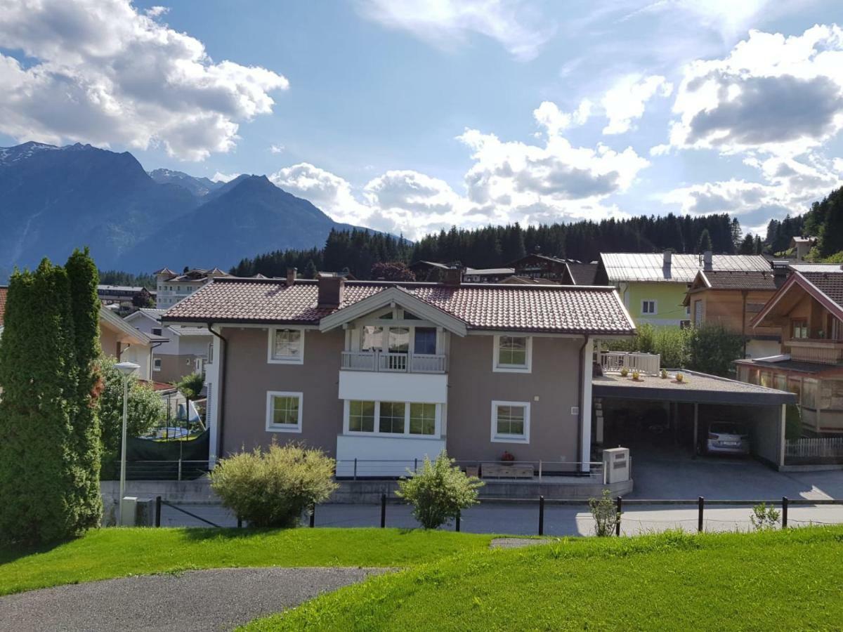 Appartement Alexandra Neukirchen am Großvenediger エクステリア 写真
