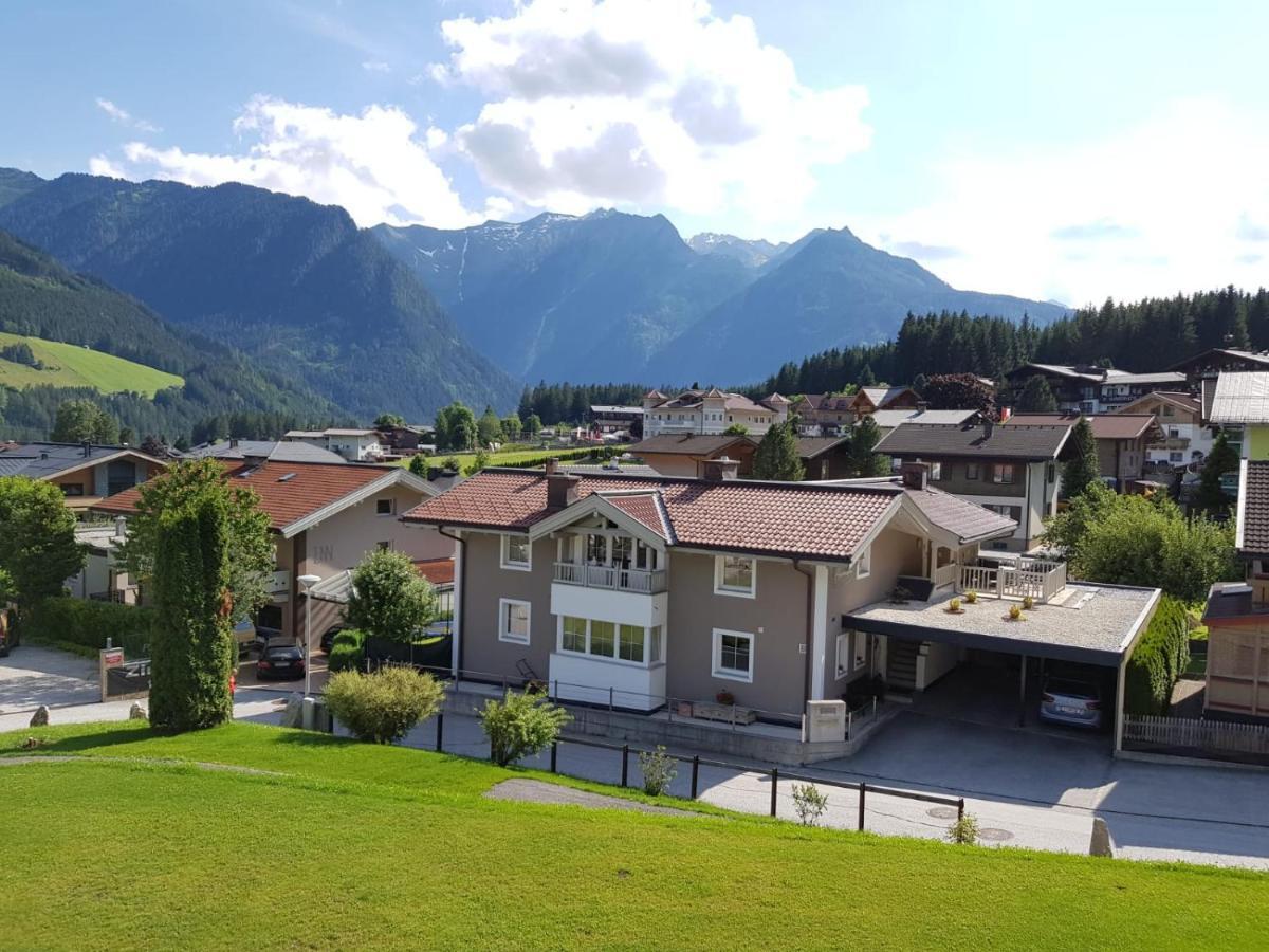Appartement Alexandra Neukirchen am Großvenediger エクステリア 写真